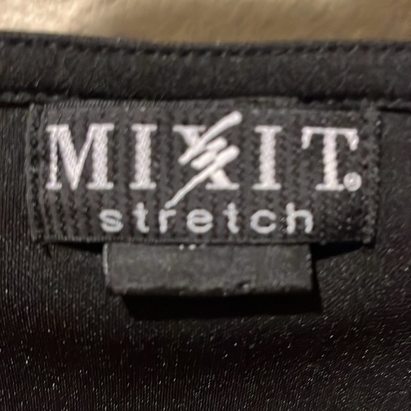 MIXIT Stretch Women’s Short Sleeve Black Top. Bunched In Chest Design. Size M - Picture 3 of 6